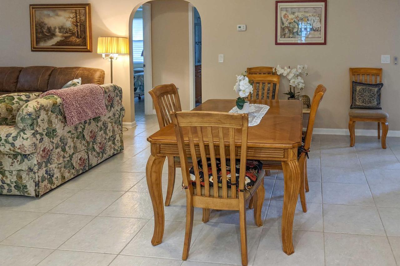 Pet-Friendly Flagler Beach Home With Yard Near Beach Exterior photo